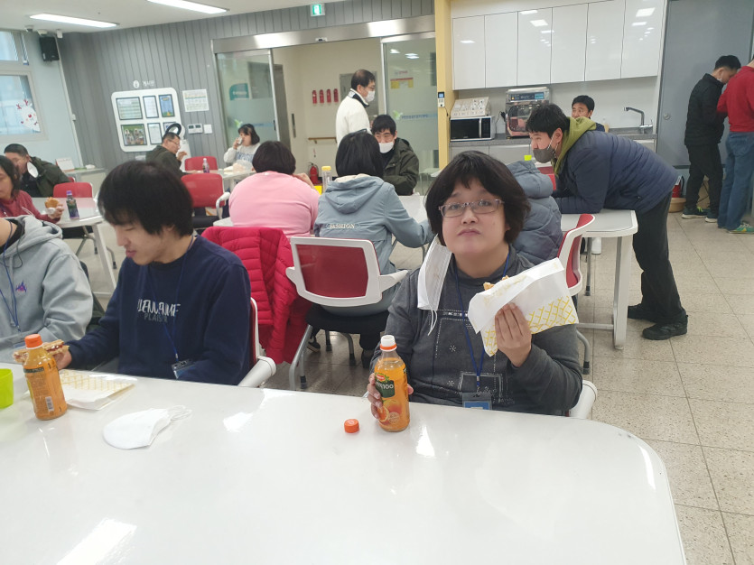 b8721b8591008675f396fb8a19264b72_1679463832_4839.jpg